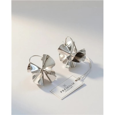 Стильные серьги