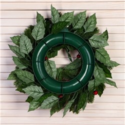 Венок новогодний d=30 см «Зимнее волшебство. Уютная сказка», с листьями и ягодами