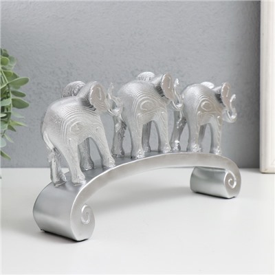 Фигурка полистоун «Три серебристых слона на дуге, слои», 26×5.5×13 см