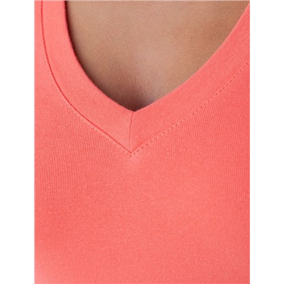 Футболка из плотного трикотажа с плетением риб 1*1