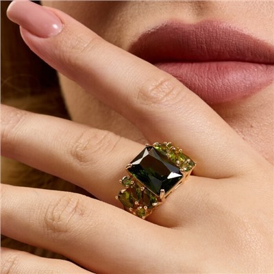 Кольцо 18 р ювелирная бижутерия коллекция "Дубай", покрытие позолота, вставка: фианиты, цвет: оливковый, арт.313.357-18