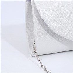 Сумка-клатч на магните, длинная цепь, цвет белый