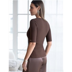 Футболка из трикотажа в широкий рубчик