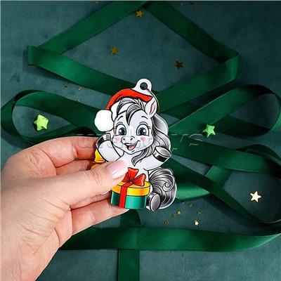 Новогодняя ёлочная подвеска из дерева "Пони с подарками" 9 см