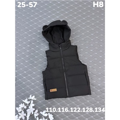 Жилет H8 чёрный