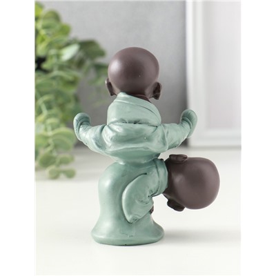 Фигурка полистоун «Маленькие будды - игра в чехарду», зелёно-коричневый, 4.7×9.3×11 см