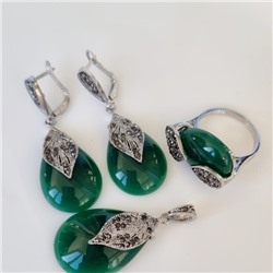 Комплект ювелирной бижутерии серьги, кулон и кольцо 18 р, покрытие: посеребрение, вставка: фианит и искусственный камень, цвет: зеленый и графитовый, арт.314.810-18