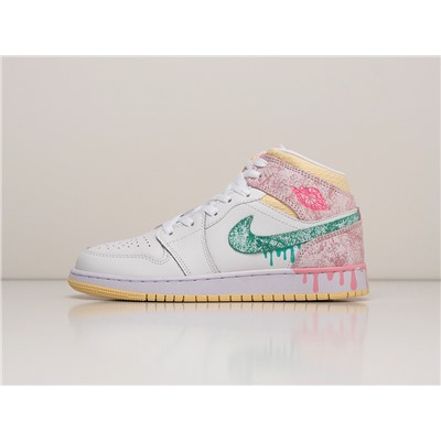 Кроссовки Nike Air Jordan 1 Mid
