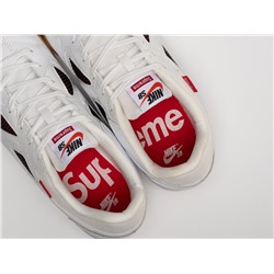 Футбольная обувь Supreme x Nike SB Gato