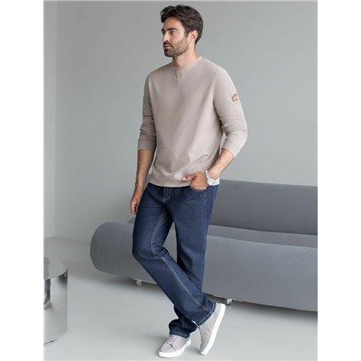 Джемпер легкий из фактурного эластичного трикотажа с принтом