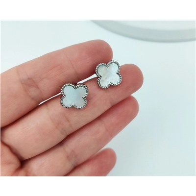 Серьги из стали