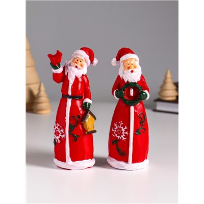 Фигурка полистоун «Дед Мороз в красном кафтане с венком или домиком», 5×4.5×14 см, МИКС