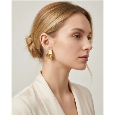 Стильные серьги