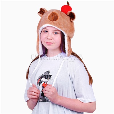 Шапка карнавальная "Капибара" с вишенкой 29*32см.