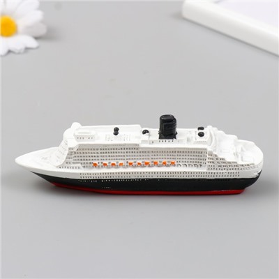 Фигурка для флорариума полистоун «Морской лайнер», 12×3×4 см