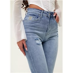 Женские джинсы МОМ с потертостями CRACPOT