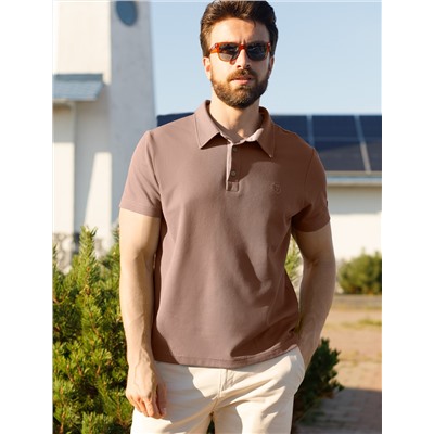 Футболка-поло из фактурного трикотажа