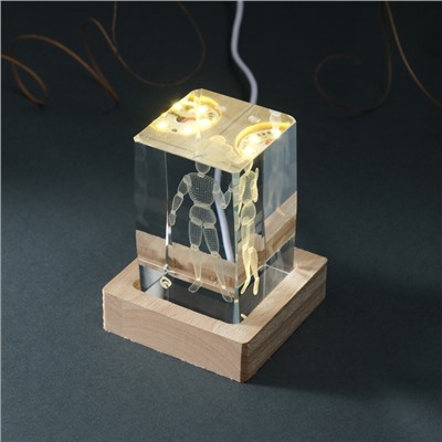 Фигурка светящаяся стекло «Прямоугольник. Шарнирный человек», подставка дерево, USB, 7×7×10