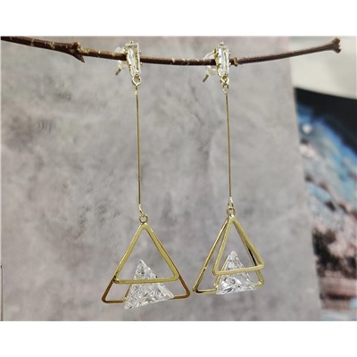 Серьги стильные