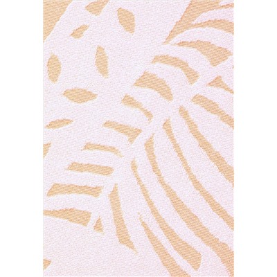 Полотенце с флористическим орнаментом