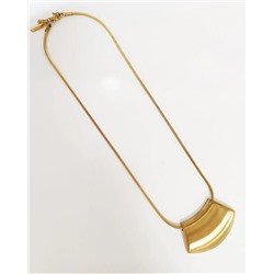 Кулон на цепочке