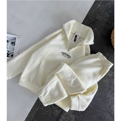 Спортивный костюм #23062660