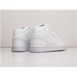 Кроссовки Nike Air Jordan 1 Mid