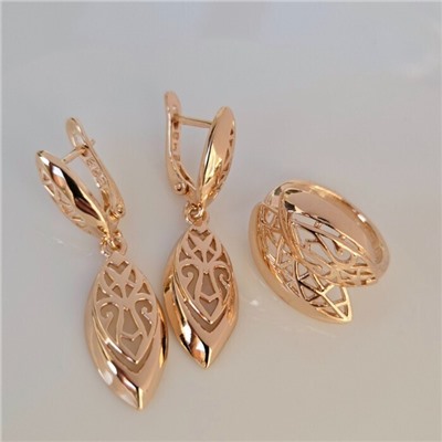 Комплект ювелирной бижутерии коллекция "Дубай" серьги и кольцо 17 р, покрытие позолота, арт.414.059-17