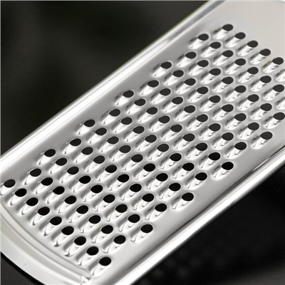 Тёрка для сыра мелкая Доляна «Валдай», рабочая часть 11.5×5.8 см, нержавеющая сталь, цвет коричневый