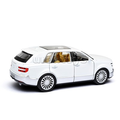 Машина "Внедорожник" (свет, звук, дым) в коробке