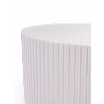 Горшок для цветов «Стрип», 3.9 л, d=20 см, h=17.9 см, пластиковый, с поддоном, белый