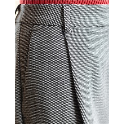 Шорты-бермуды  из эластичной поливискозы