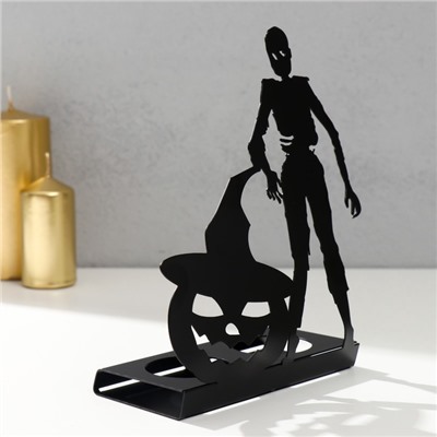 Металлический подсвечник на 2 свечи «Хэллоуин. Зомби с тыквой», чёрный, 17.5×14×6 см