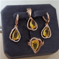 Комплект ювелирной бижутерии коллекция "Дубай" серьги, кулон и кольцо 17 р покрытие позолота, вставка: стекло и цирконы, цвет: желтый и прозрачный, арт.215.553-17