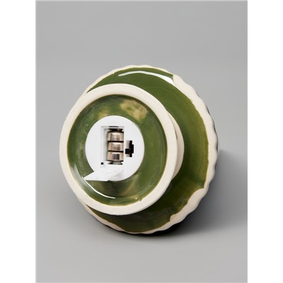 Светодиодная фигура «Ёлочка зелёная», 16.7×9.7×9.7 см, 1 LED, керамика, от батареек LR44×3, тёплый белый свет