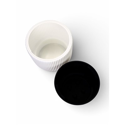 Кашпо для цветов «Стрип», 40 л, d=39 см, h=37 см, пластиковое, со вставкой, белое