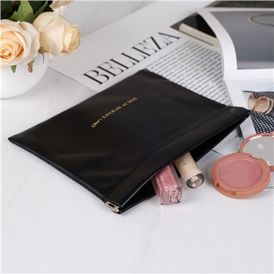 Косметичка 18х13 см черная / XN-002BL /уп 300/на магните