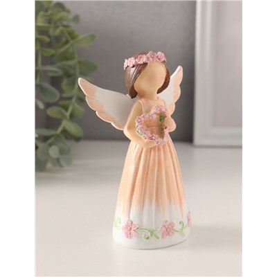 Фигурка полистоун «Девушка-ангел в персиковом платье, с венком-сердце», 8×4.5×12 см