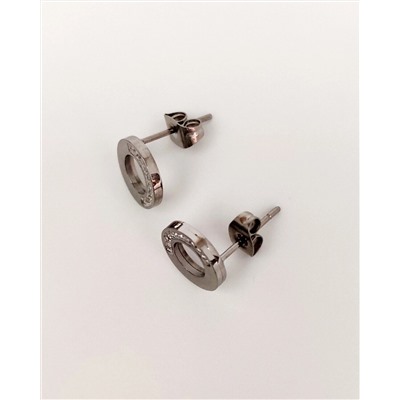 Серьги из стали