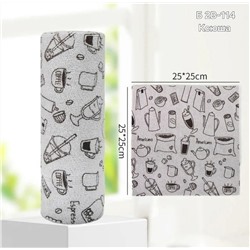 Универсальные салфетки для уборки из микрофибры в рулонах.