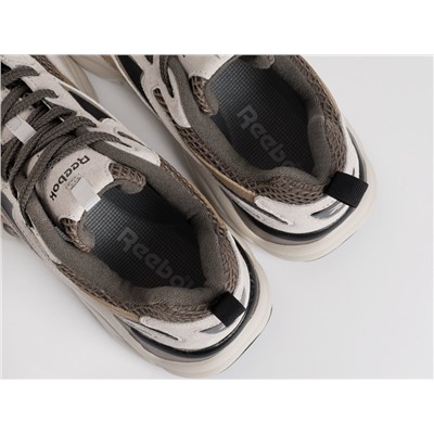 Кроссовки Reebok Charge