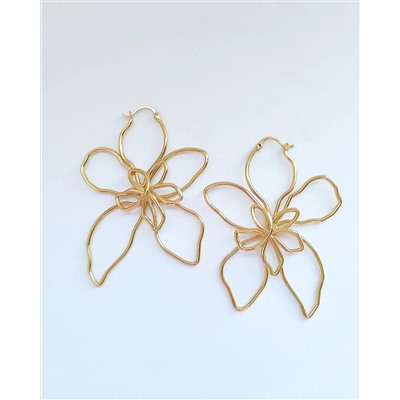 Стильные серьги