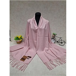 Тёплый палантин, цвет нежно розовый