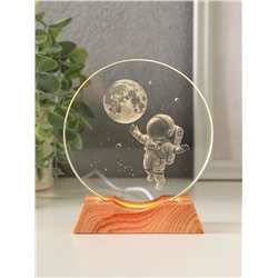 Световая фигурка стекло «Диск. Голограмма: Полёт космонавта», 5×LED, d=10 см, USB, 10×4×11.4 см