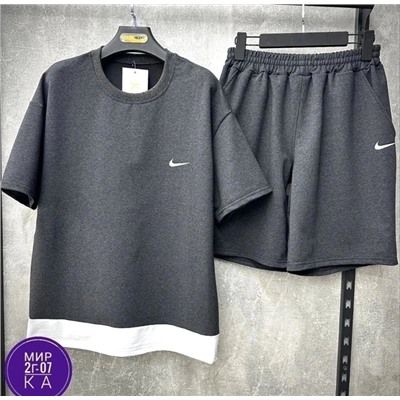 Спортивный костюм #22972650