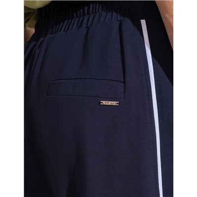 Прямые брюки с лампасами из эластичного футера двухнитки без начеса