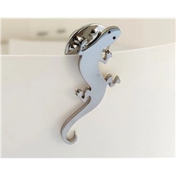 Брошь из стали