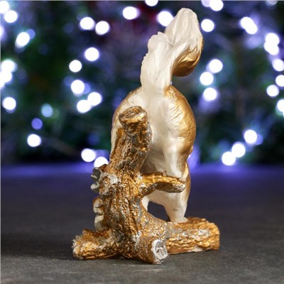 Фигурка полистоун «Белка на ветке», под золото, 7×13×16 см