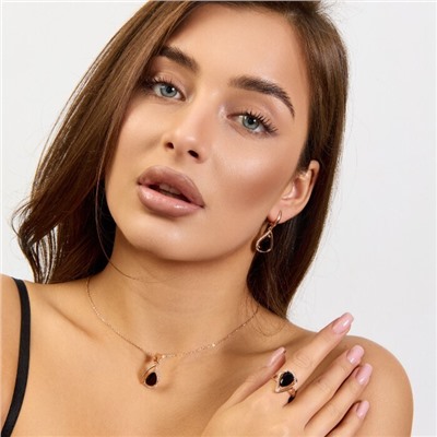 Комплект ювелирной бижутерии коллекция "Дубай" серьги, кулон и кольцо 18 р покрытие позолота, вставка: стекло и цирконы, цвет: черный и прозрачный, арт.215.550-18