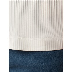 Водолазка из фактурного трикотажа в рубчик